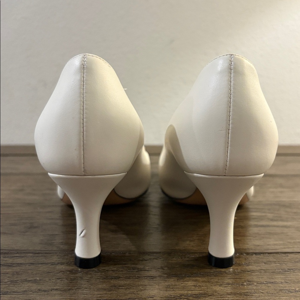 [Louis Vuitton] Rotary Low Heel Square Pumps White Leather Women’s EU 35 / US 5 - Picture 12 of 16